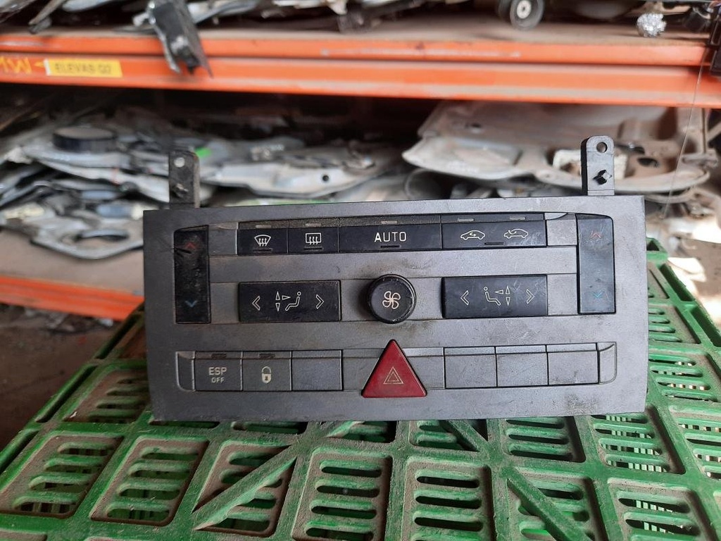 Mando calefaccion / A/A - Citroen C5 I (Fase II, 2004) (1.8i 16V (125 cv)) (2007)