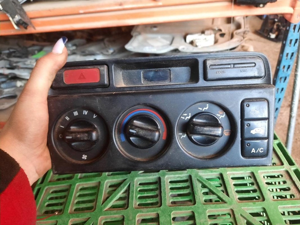 Mando calefaccion / A/A - Honda Accord V (CC7) (2.0 i (115 cv)) (1996)