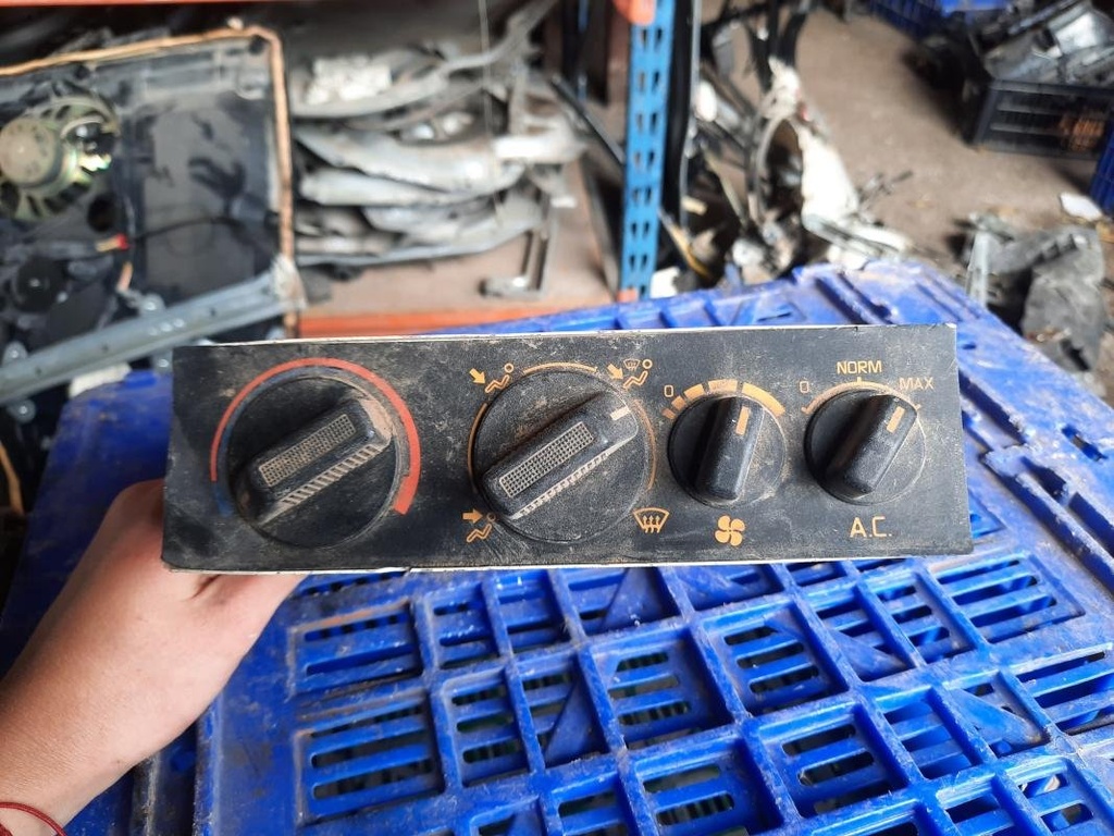 Mando calefaccion / A/A - Renault 21 (B48) (1.9 D (65 cv))
