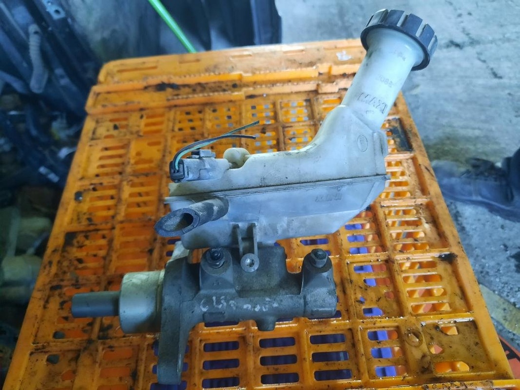 Bomba de freno - Renault Clio III (1.2i 16V (75 cv)) (2007)
