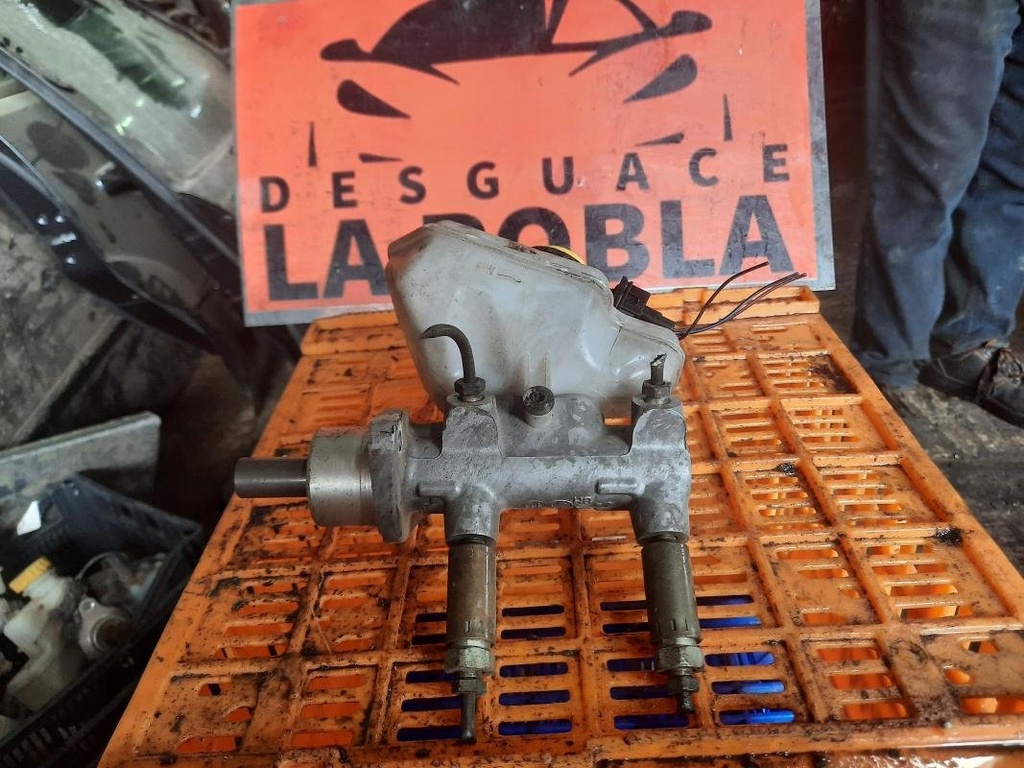 Bomba de freno - Ford Fiesta VI (1.3 (68 cv)) (2001)