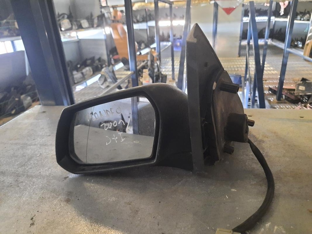 Retrovisor izquierdo - Ford Mondeo II Hatchback (2.0 16V (145 cv)) (2001)