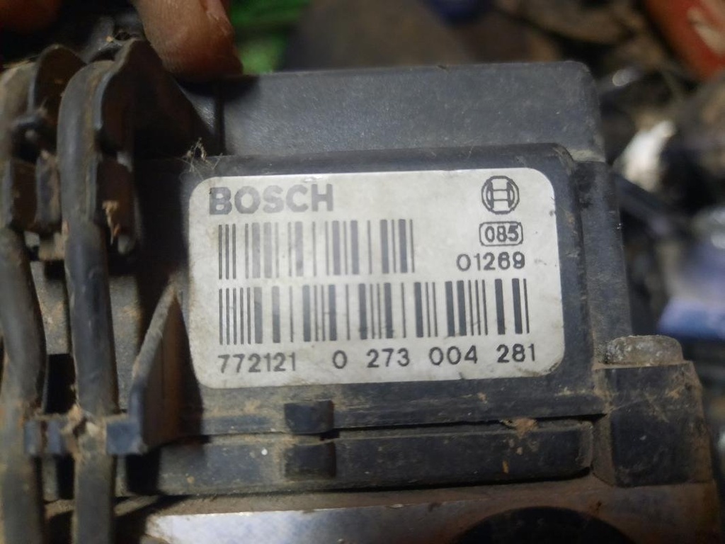 Centralita abs - Volkswagen Passat (B5) (1.9 TDI (101 cv)) (2000)