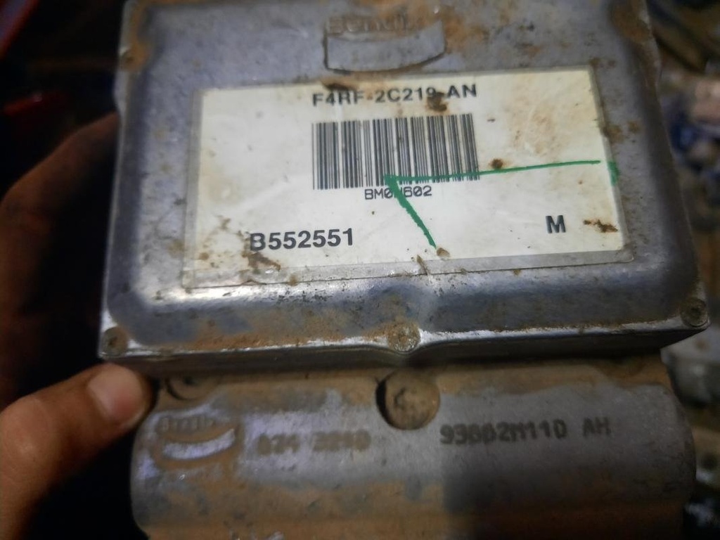 Centralita abs - Ford Mondeo I Hatchback (Versión 1996) (1.6 16V (95 cv)) (1994)