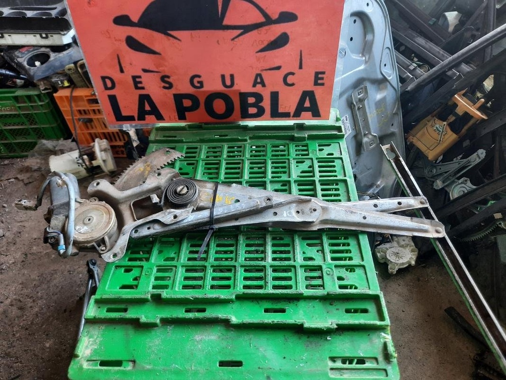 Elevalunas delantero derecho - Honda Civic III (1.2 (54 cv))