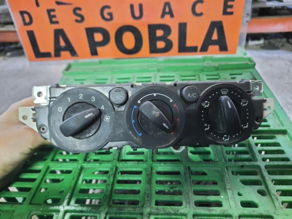 Mando calefaccion / A/A - Ford C-MAX (1.6 16V (116 cv) Ti-VCT)