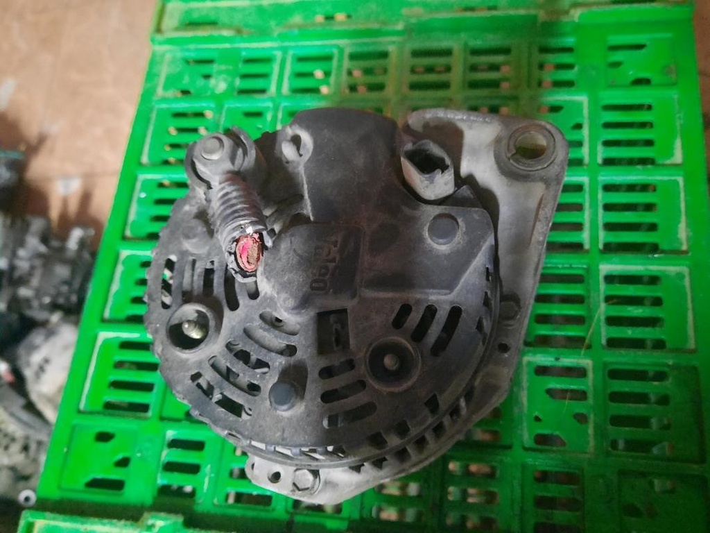 Alternador - Renault Clio II (1.2 (75 cv)) (1999)