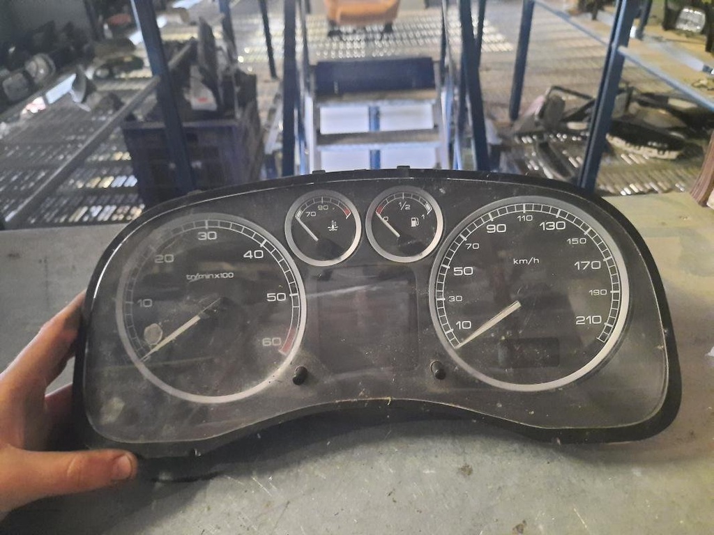 Cuenta kilometros - Peugeot 307 (1.6 HDi (110))