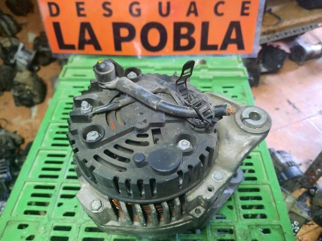 Alternador - Audi A4 (B5) (1.8 20V Turbo (150 cv)) (1998)