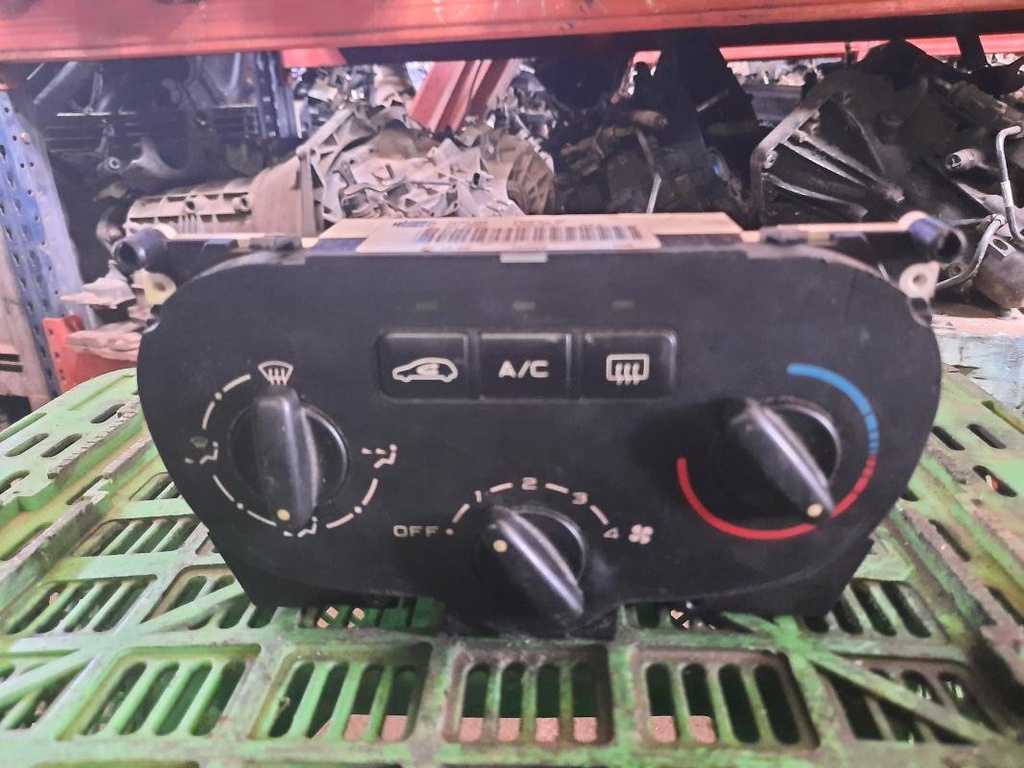 Mando calefaccion / A/A - Peugeot 307 (1.6 (109 cv)) (2003)