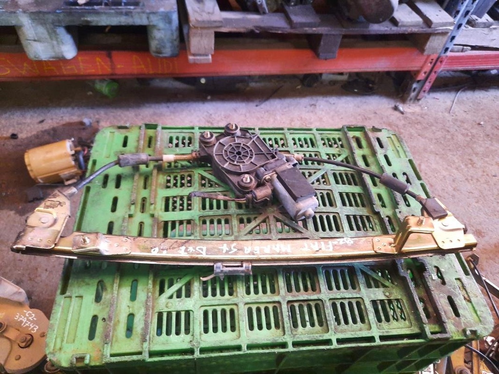 Elevalunas delantero izquierdo - Fiat Marea (185) (1.8 115 16V (113 cv))
