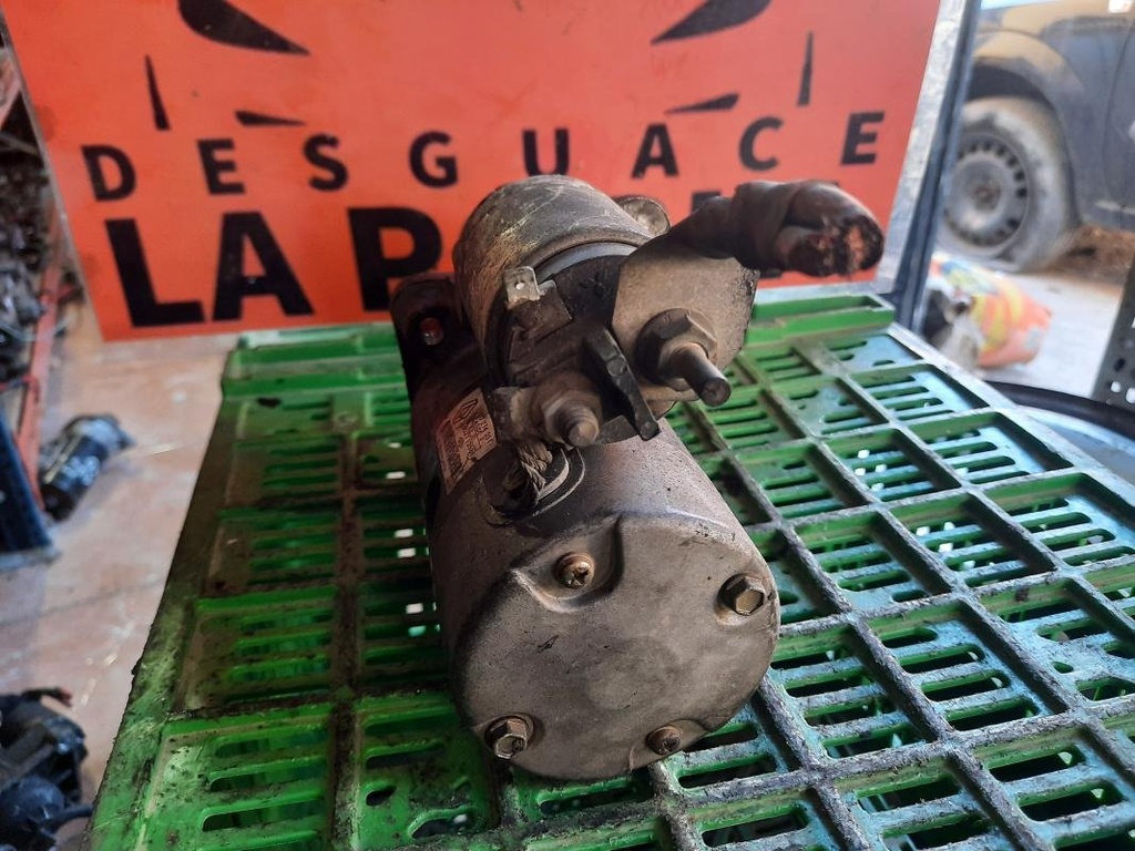 Motor de arranque - Renault Clio II (1.4 16V (B/CB0L) (98 cv)) (1999)