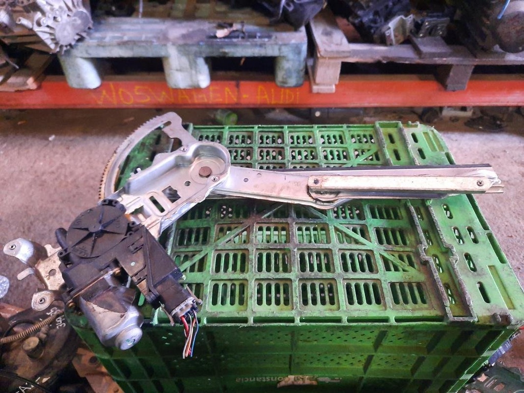 Elevalunas delantero derecho - Opel Corsa C (1.0 12V (58 cv))