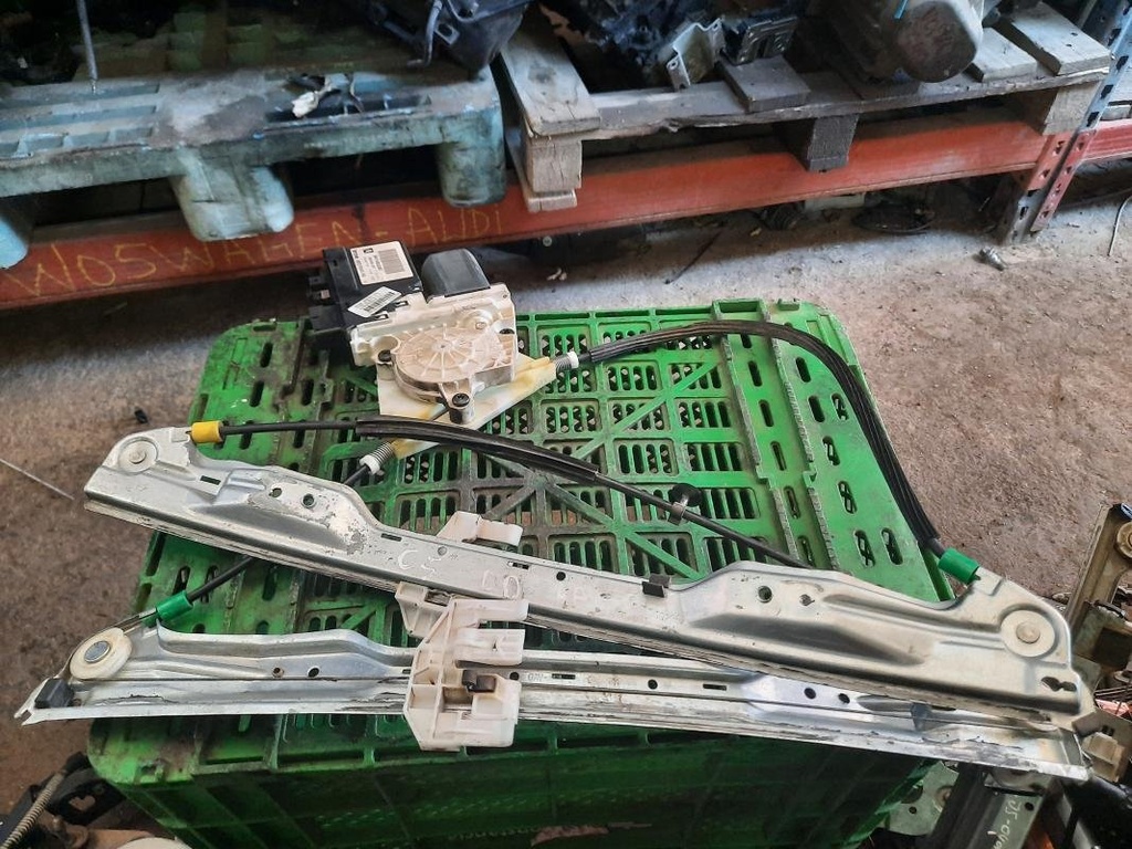 Elevalunas delantero derecho - Citroen C5 I (Fase I, 2000) (2.0 HDi (110 cv))