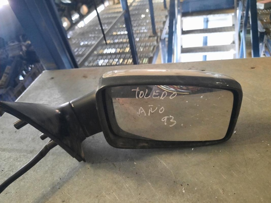 Retrovisor derecho - Seat Toledo I (1L) (1.6 i (72 cv)) (1993)