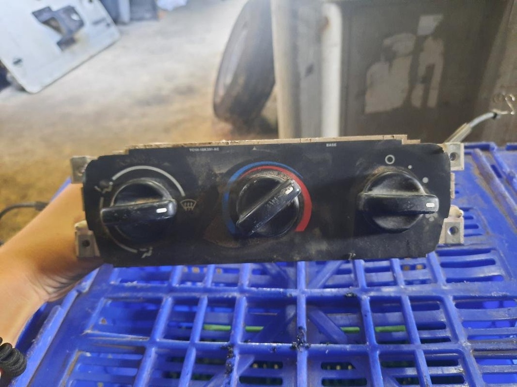Mando calefaccion / A/A - Ford Transit Furgón (FA_ _) (2.0 TDCi (125 cv)) (2005)