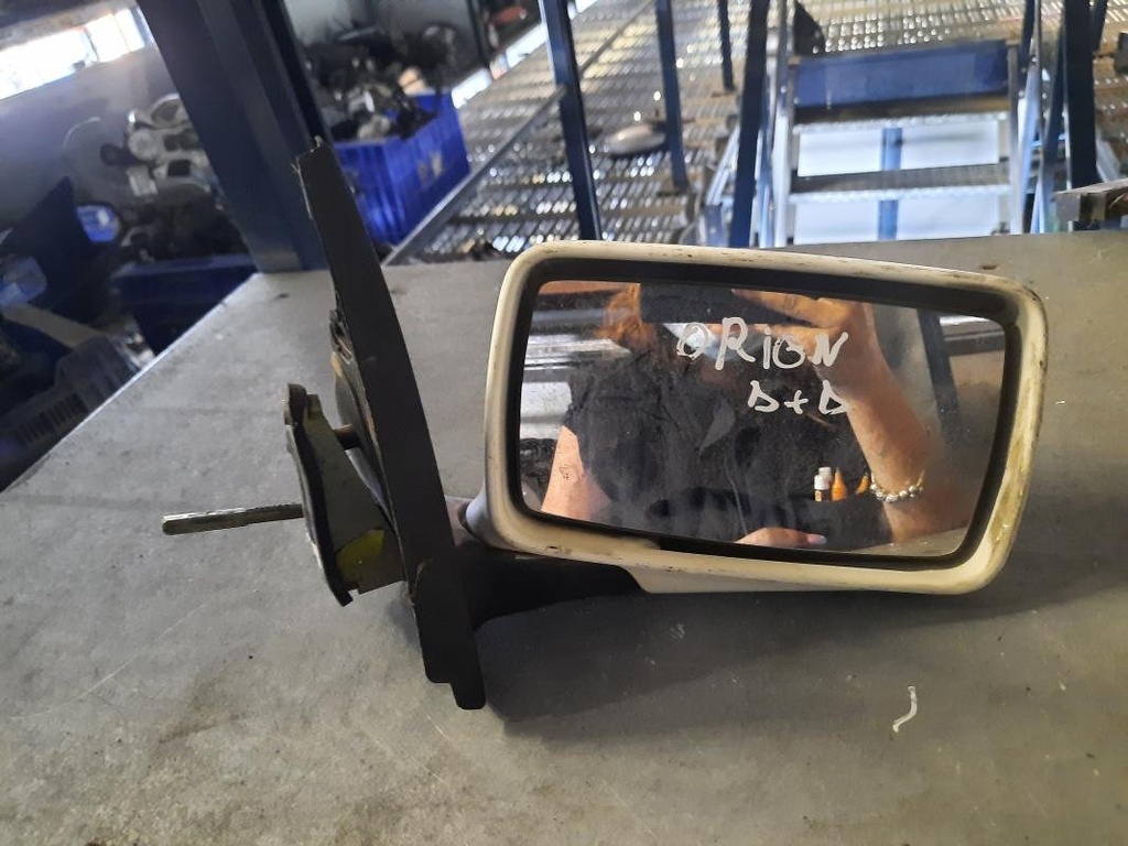 Retrovisor derecho - Ford Orion III (GAL) (1.6 i 16V (105 cv))