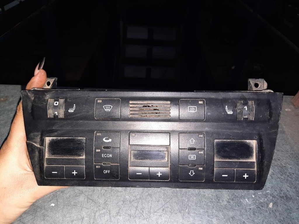 Mando calefaccion / A/A - Audi A6 (4B,C5) (1.8 T (150 cv)) (1999)