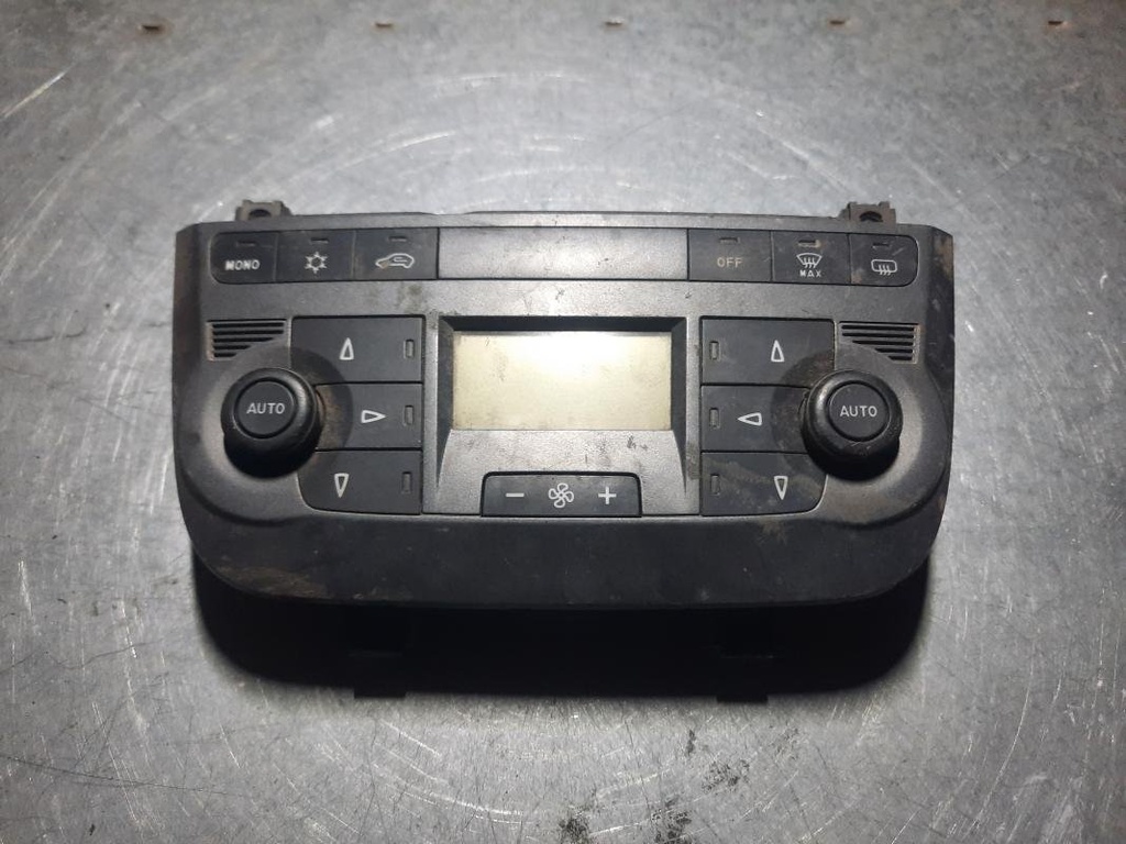 Mando calefaccion / A/A - Fiat Punto III (1.2 i (5 dr) (60 cv)) (2005)