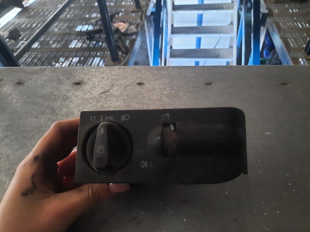 Mando luces - Volkswagen Vento (1HX0) (1.6 (101 cv))