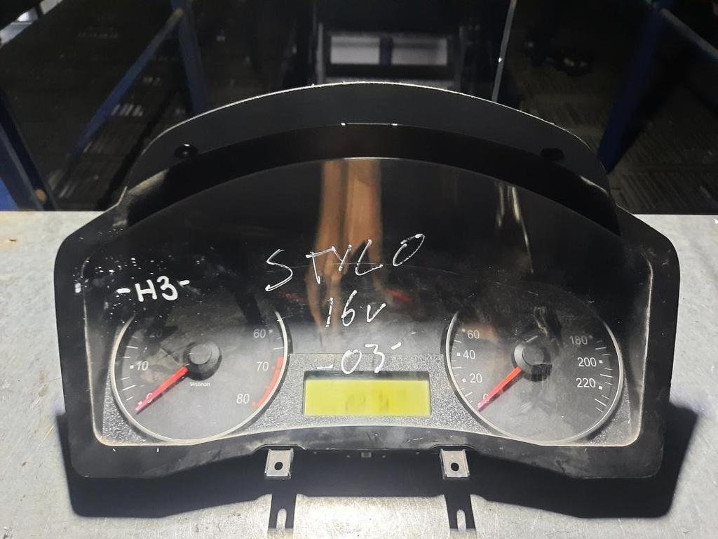 Cuenta kilometros - Fiat Stilo (192) (1.6 16V (3 dr) (103 cv)) (2003)