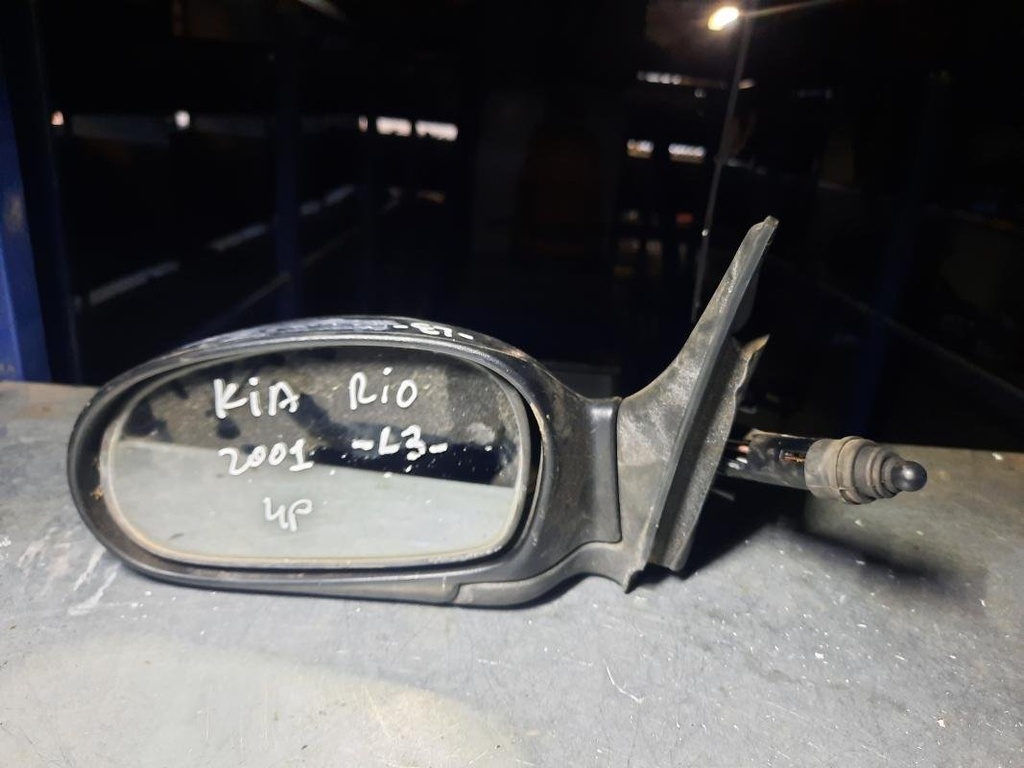 Retrovisor izquierdo - Kia Rio I Hatchback (DC) (1.3 i (75 cv)) (2001)