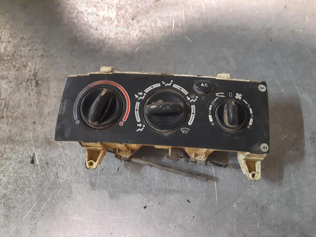 Mando calefaccion / A/A - Renault Scenic I (1.6i (90 cv))