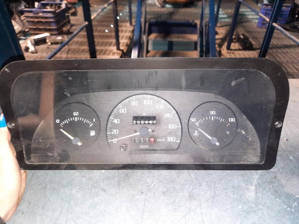Cuenta kilometros - Peugeot Boxer Furgón (244) (2.0 HDi (84 cv))