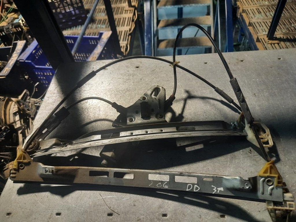 Elevalunas delantero derecho - Peugeot 206 (1.4i (75 cv))