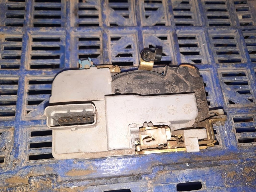 Cerradura puerta delantera izquierda - Peugeot Partner (1.6 (109 cv))
