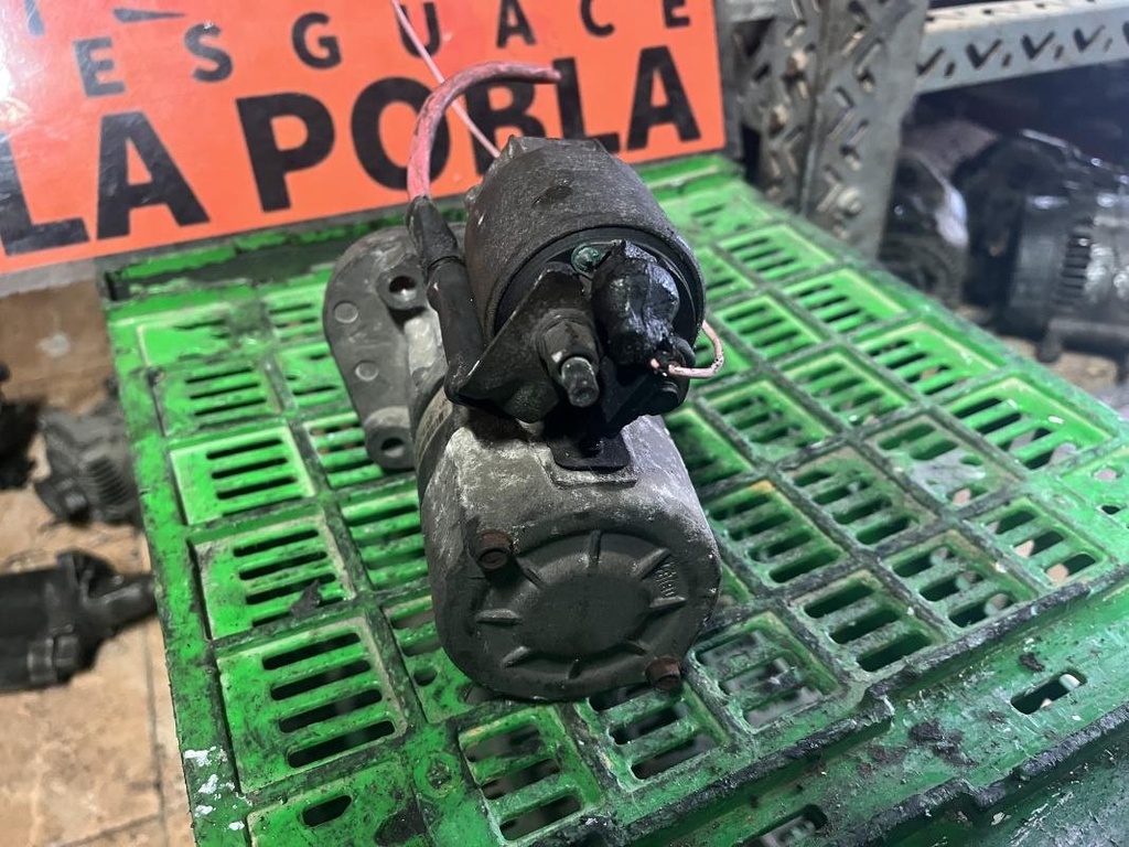 Motor de arranque - Renault Megane I (Fase II, 1999) (1.4i 16V (95 cv))