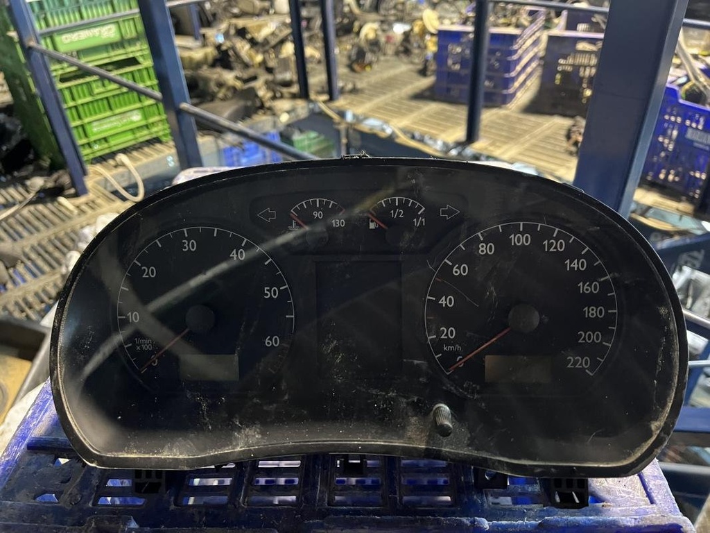 Cuenta kilometros - Volkswagen Polo IV (9N) (1.4 TDI (80 cv))
