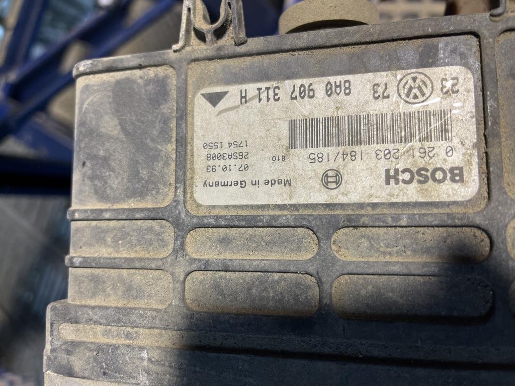 Centralita motor uce - Volkswagen Golf III (1HX) (1.4 (60 cv))