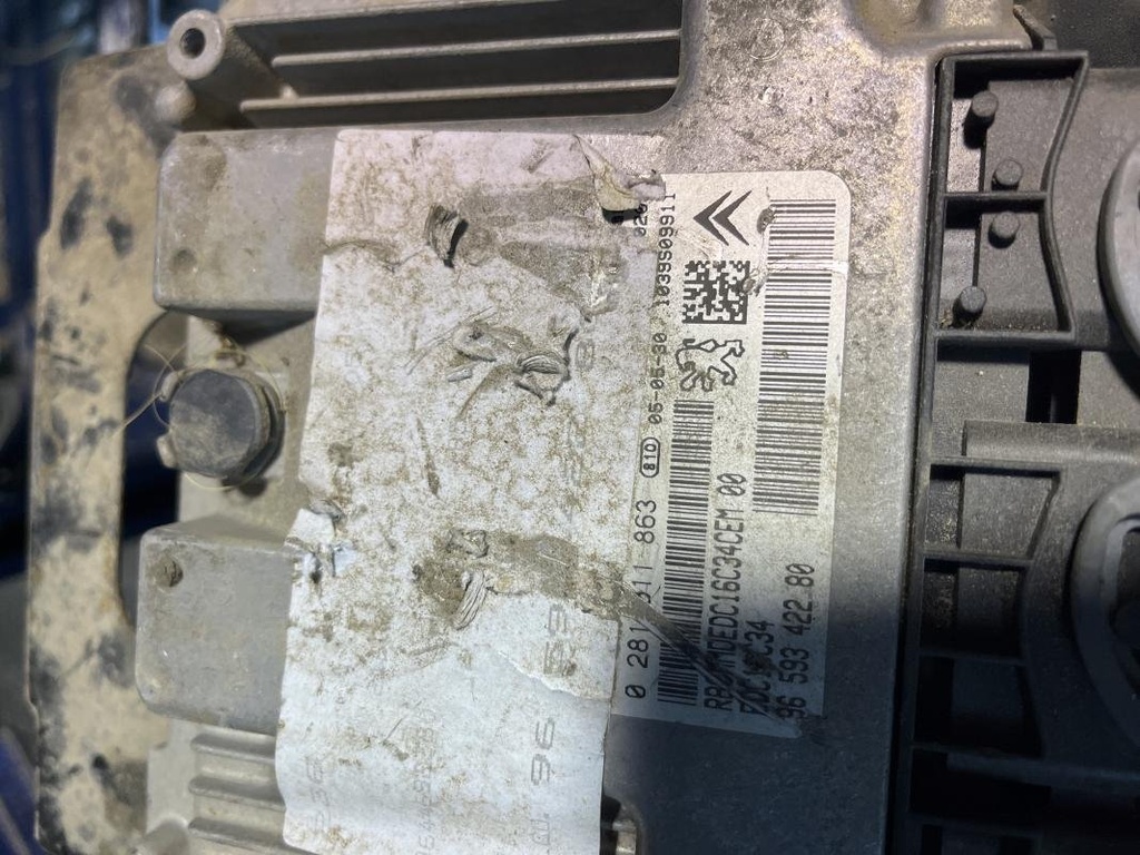 Centralita motor uce - Citroen C4 I Hatchback (Fase I, 2004) (1.6 HDi 16V (90 cv))