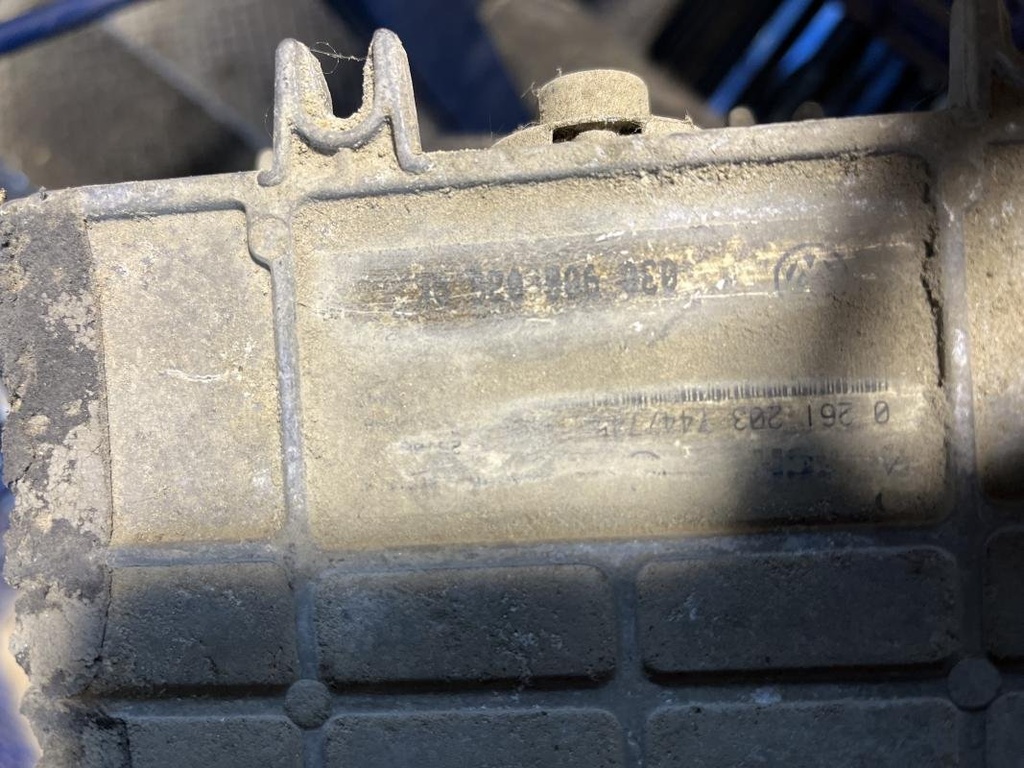 Centralita motor uce - Volkswagen Polo III (6N/6KV) (1.0 (45 cv)) (1995)
