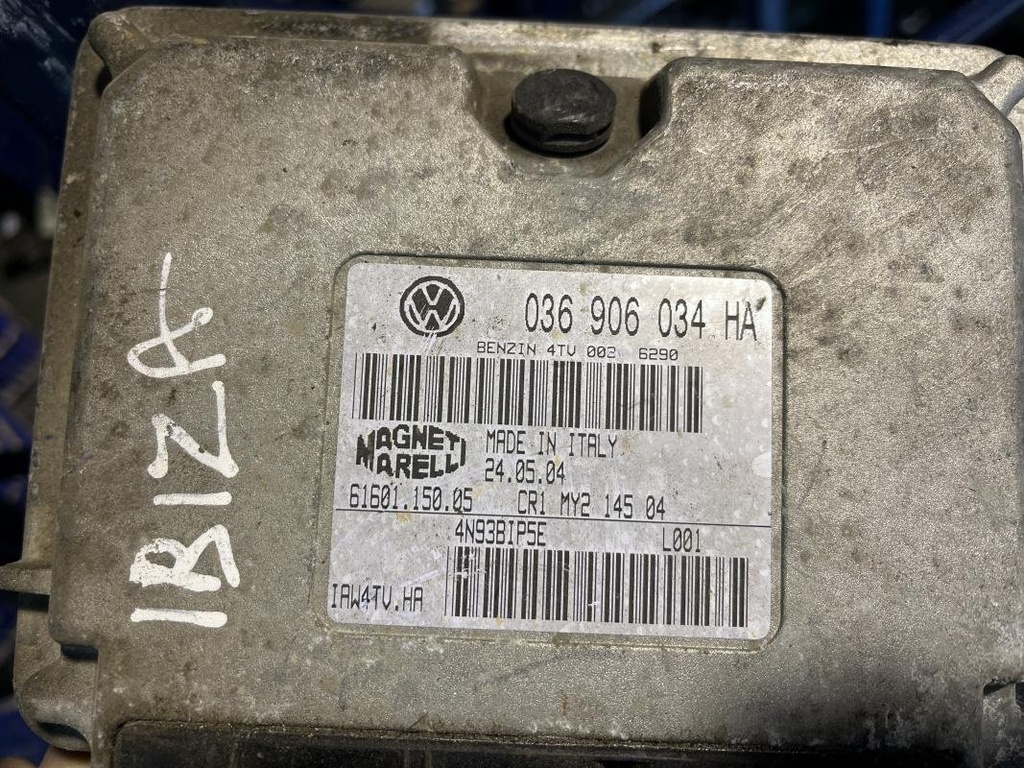 Centralita motor uce - Seat Ibiza II (1.4 i (60 cv))