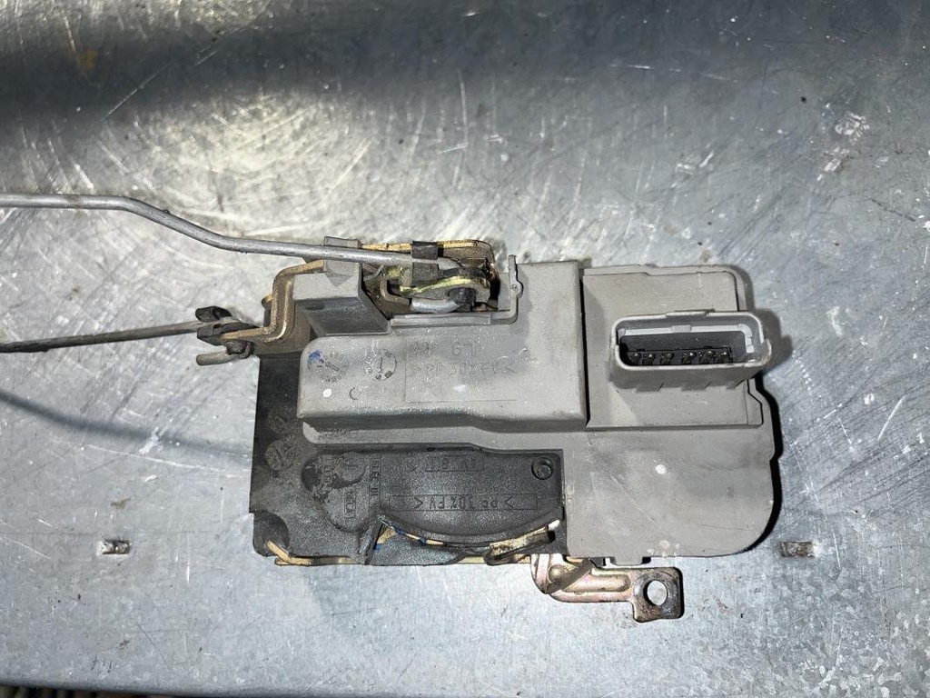 Cerradura puerta delantera izquierda - Peugeot 206 (1.1 i (60 cv))