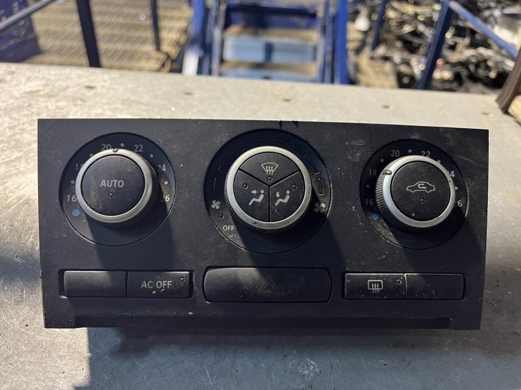 Mando calefaccion / A/A - Saab 9-3 I (2.0 T (154 cv) Automatico)