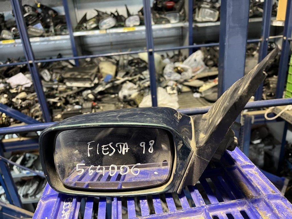 Retrovisor izquierdo - Ford Fiesta IV - V (1.3 i (60 cv) 5d) (1998)