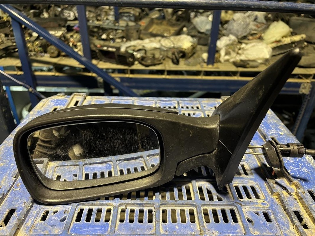 Retrovisor izquierdo - Peugeot 306 (7B) (1.8 (110 cv))