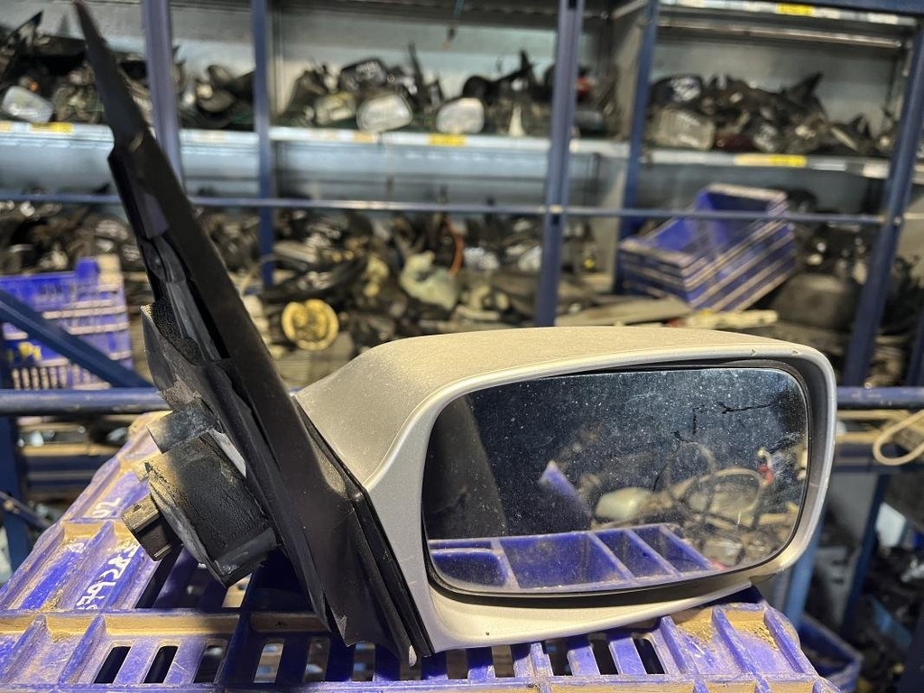Retrovisor derecho - Ford Mondeo I Hatchback (Versión 1996) (1.8 TD (90 cv))