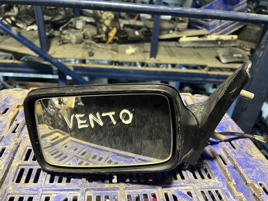 Retrovisor izquierdo - Volkswagen Vento (1HX0) (1.6 (75 cv))