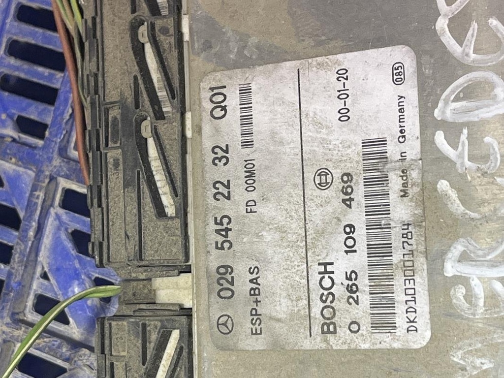 Centralita motor uce - Mercedes Benz Clase E (W210) (E 200 (210.035) (136 cv) Automatico)