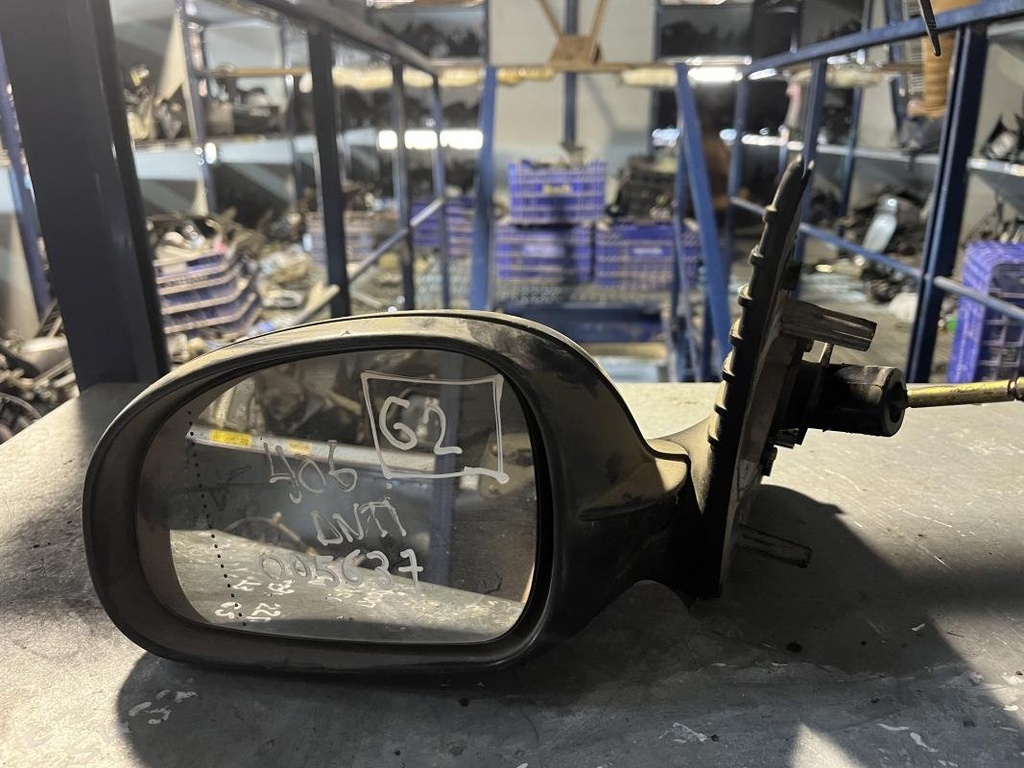 Retrovisor izquierdo - Peugeot 406 (8) (1.8 16V (110 cv)) (1999)