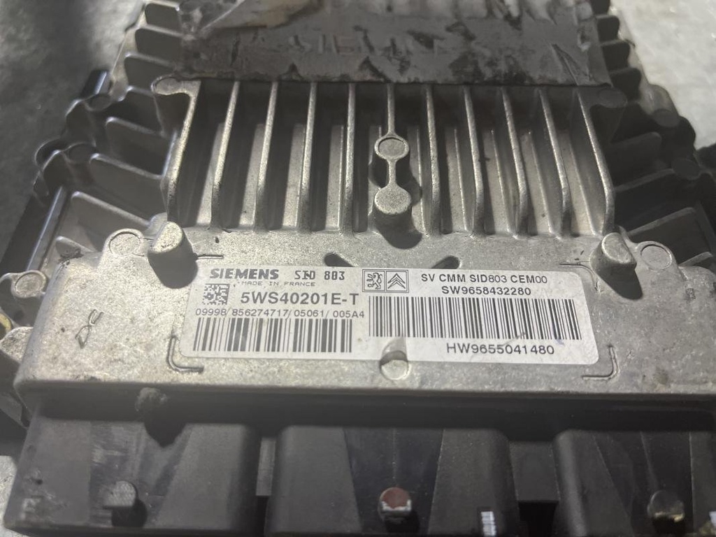 Centralita motor uce - Citroen C4 I Hatchback (Fase I, 2004) (1.6 HDi 16V (90 cv)) (2004)