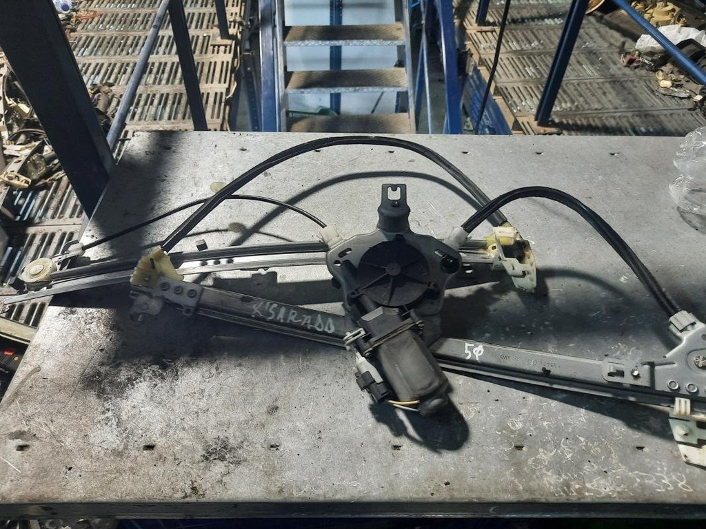Elevalunas delantero derecho - Citroen Xsara Break (N2) (1.6 i (88 cv))