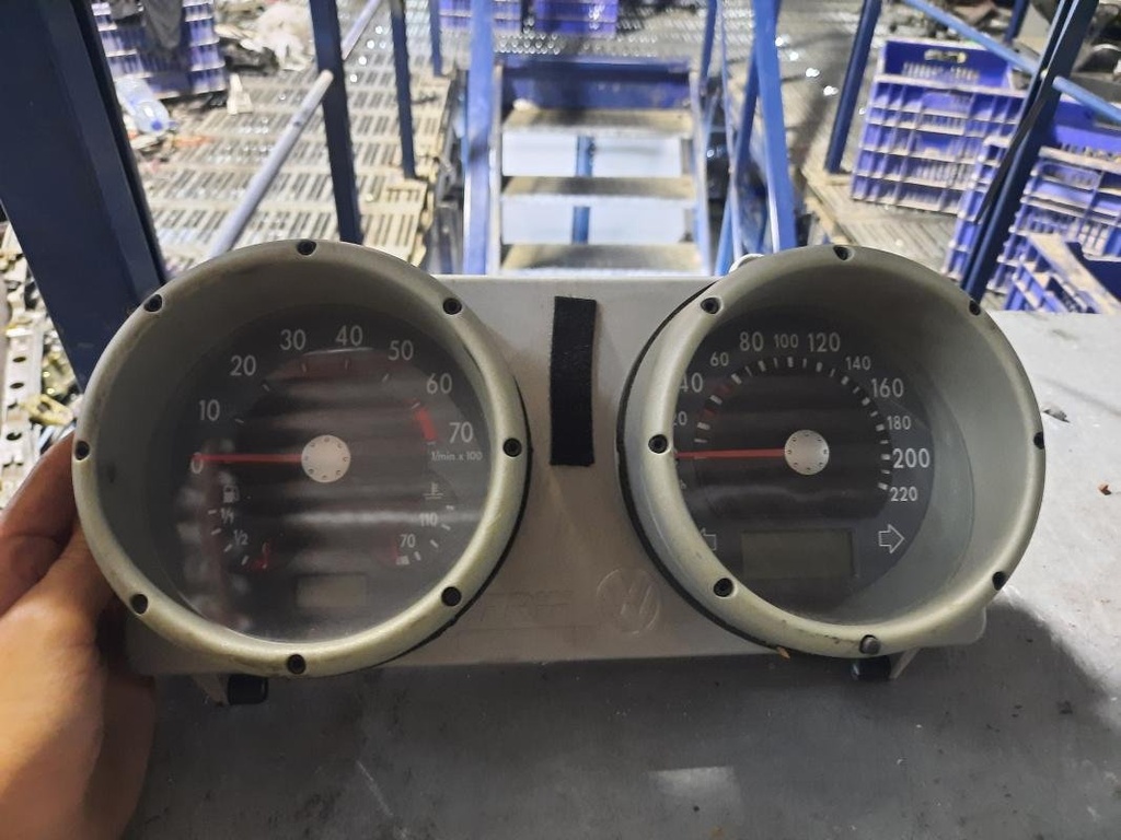 Cuenta kilometros - Volkswagen Polo III (6N/6KV) (1.4 (60 cv))
