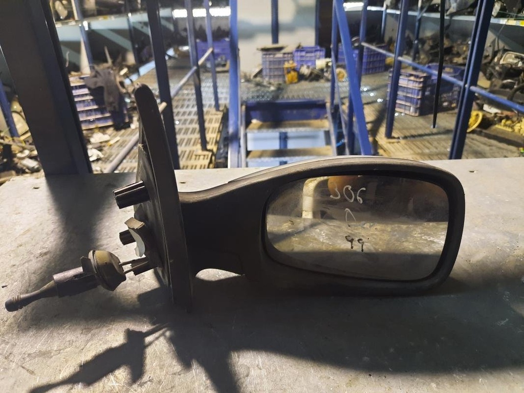 Retrovisor derecho - Peugeot 306 (7B) (1.8 (110 cv))