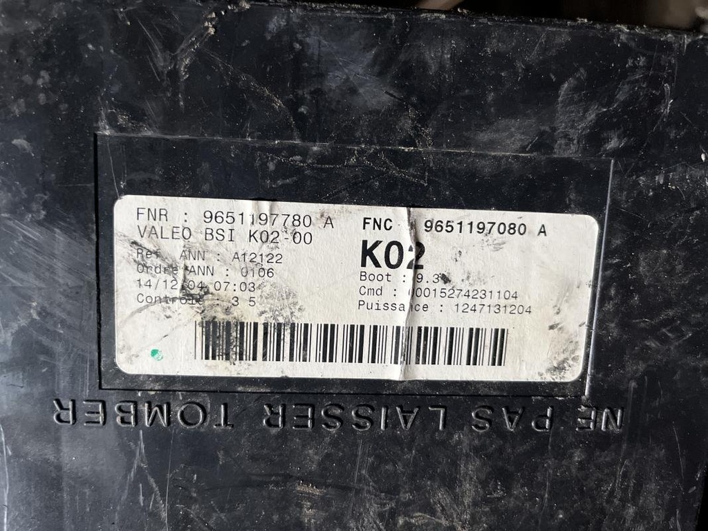 Caja de reles / fusibles - Peugeot 307 (1.6 (109 cv))