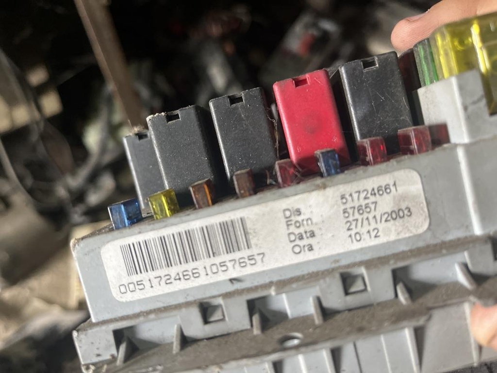 Caja de reles / fusibles - Lancia Ypsilon (843) (1.2 i 16V (80 cv))